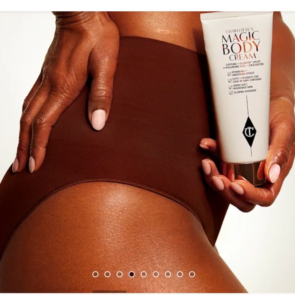 Charlotte the Tilbury Magic body cream - Picture 2 of 16
